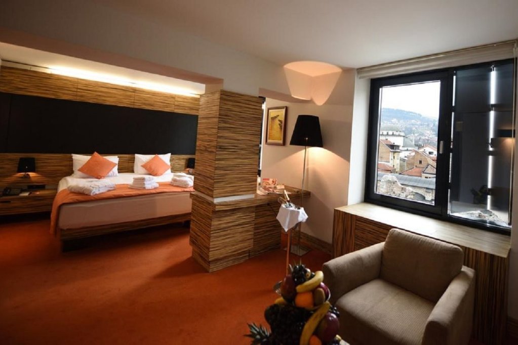 Фото Europe Hotel