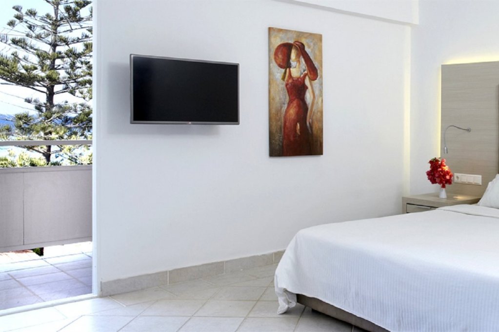 Фото Sunshine Rhodes