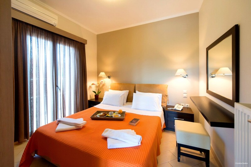 Фото Christina Studios