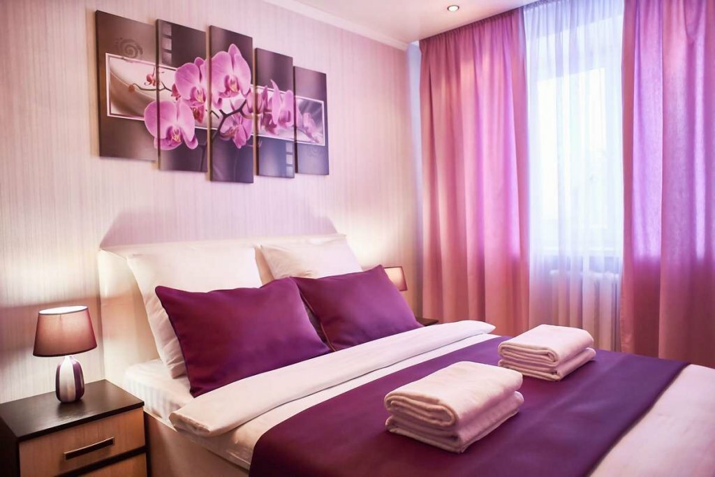 سكن للإيجار اليومي Pyat' Zvyozd Belyij Lebed' Apartments ، ، صورة