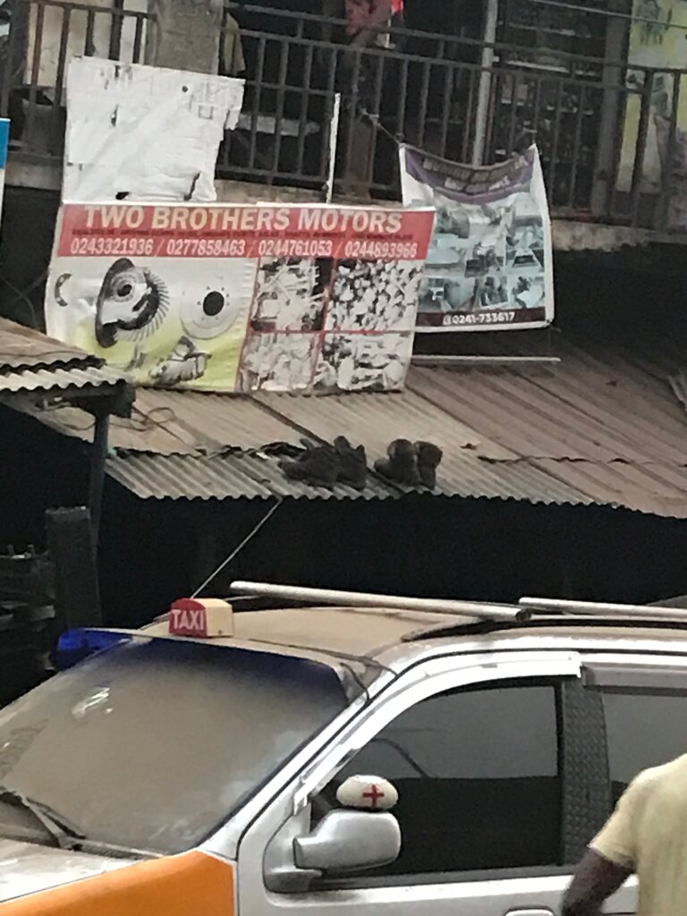 Auto parts and auto goods store Two Brothers Motors, Accra, photo