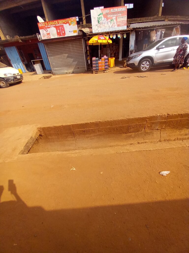 Grocery Ben Delcom, Earth, photo