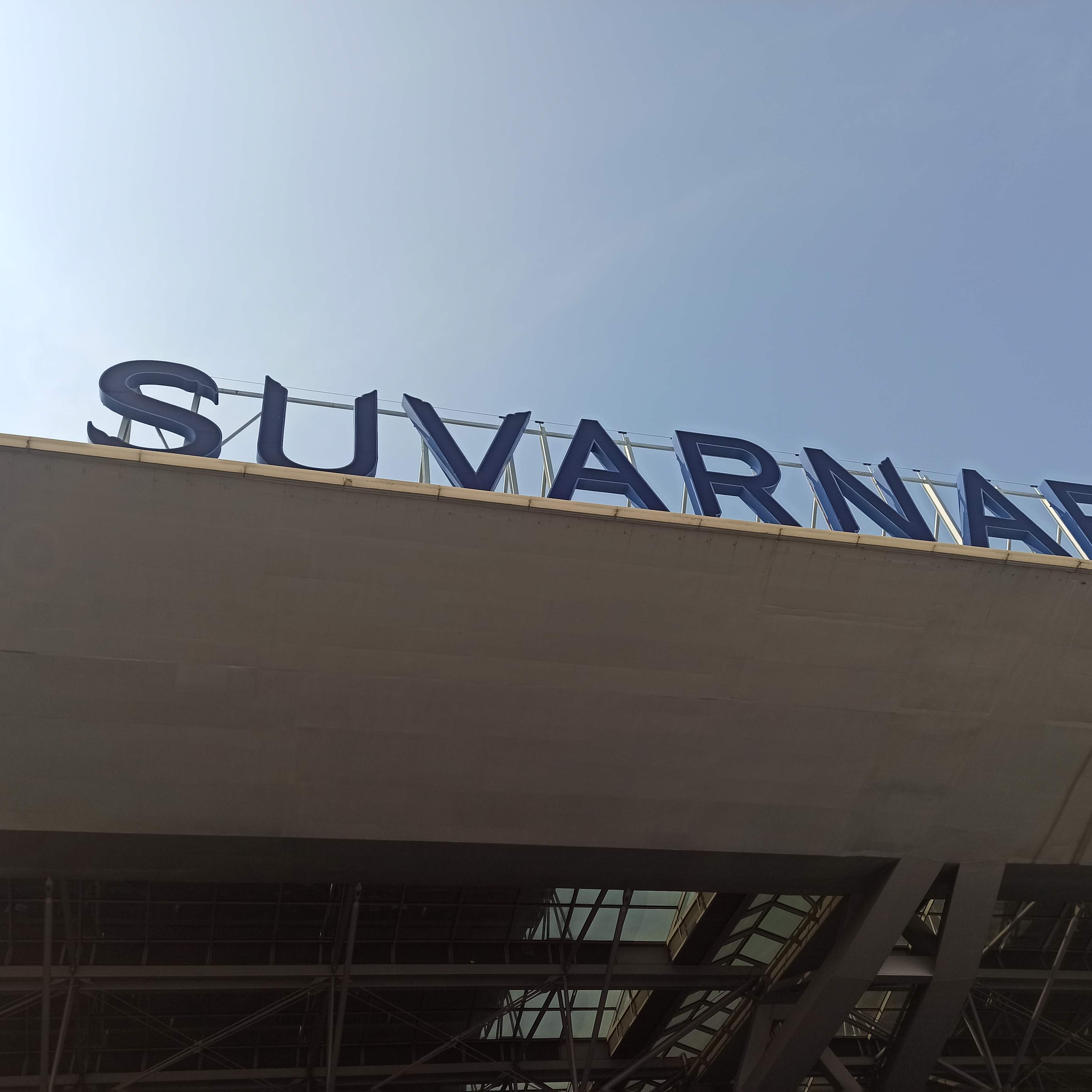 Фото Gold Airport Suites