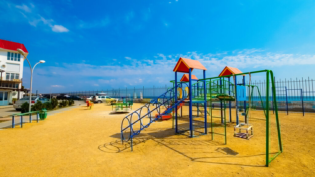 Фото Мер Бак