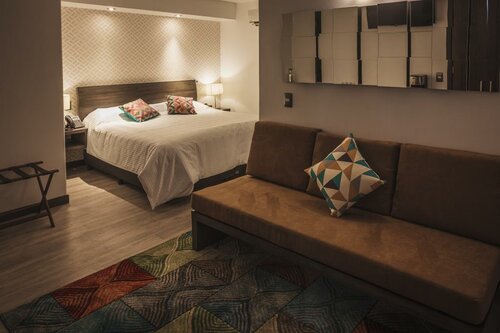 Гостиница Hotel Platino Expo