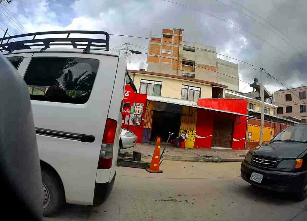 Car service, auto repair Car Workshop, Cochabamba, photo
