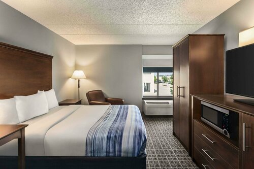 Гостиница AmericInn by Wyndham Madison West в Мэдисоне