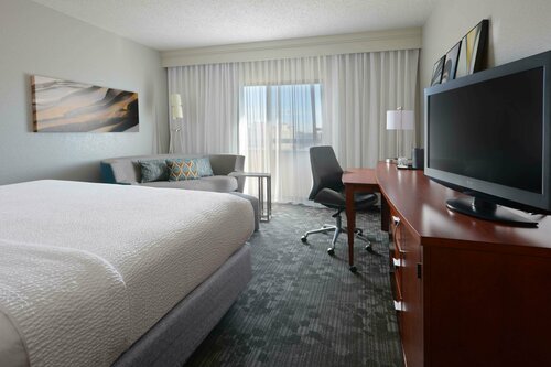 Гостиница Sonesta Select Dallas Central Expressway в Далласе