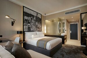 Гостиница Hotel Stripes Kuala Lumpur