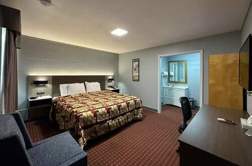 Гостиница Rodeway Inn & Suites
