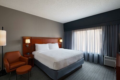 Гостиница Courtyard by Marriott San Antonio Airport в Сан-Антонио