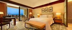 Гостиница Hilton Qingdao Golden Beach