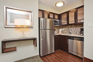 Гостиница Staybridge Suites Austin South Interstate Hwy 35, an Ihg Hotel