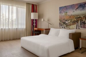 Гостиница Munich Marriott Hotel