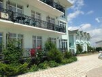 Domashniy-yut (посёлок городского типа Заозёрное, Октябрьская улица, 11), nursing home