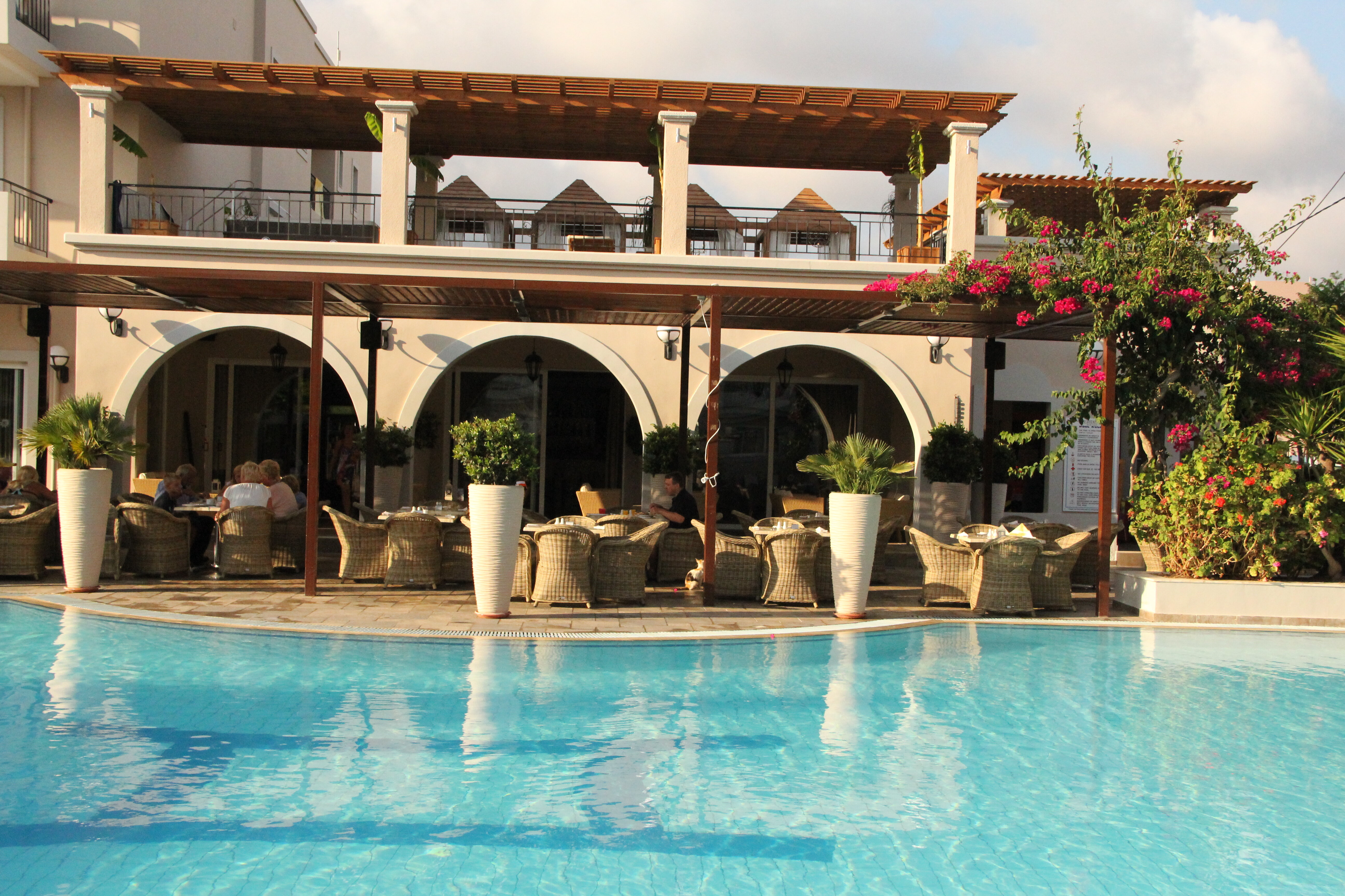 Фото Peridis Family Resort