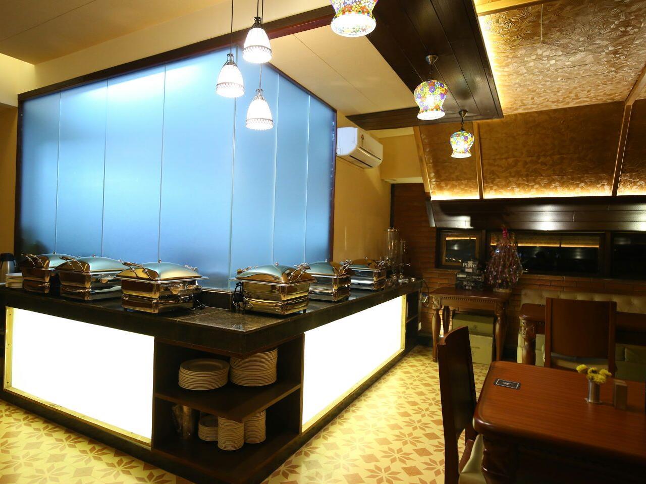 Фото The IC's Hotel