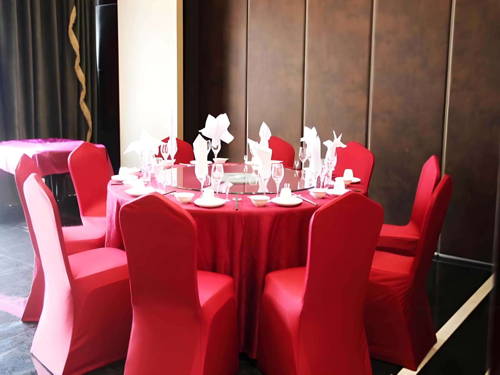 Фото Green Westdon Hotel