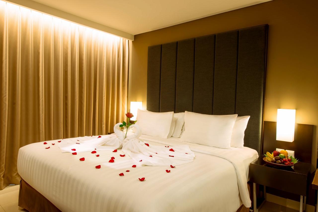 Фото Maestro Hotel Kota Baru