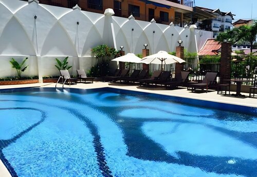 Гостиница Aristocrat Residence & Hotel в Сиануквиле