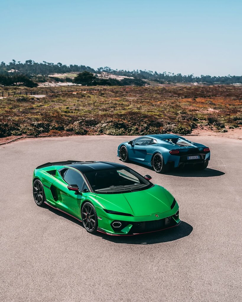 Car dealership Lamborghini, Abu Dhabi, photo