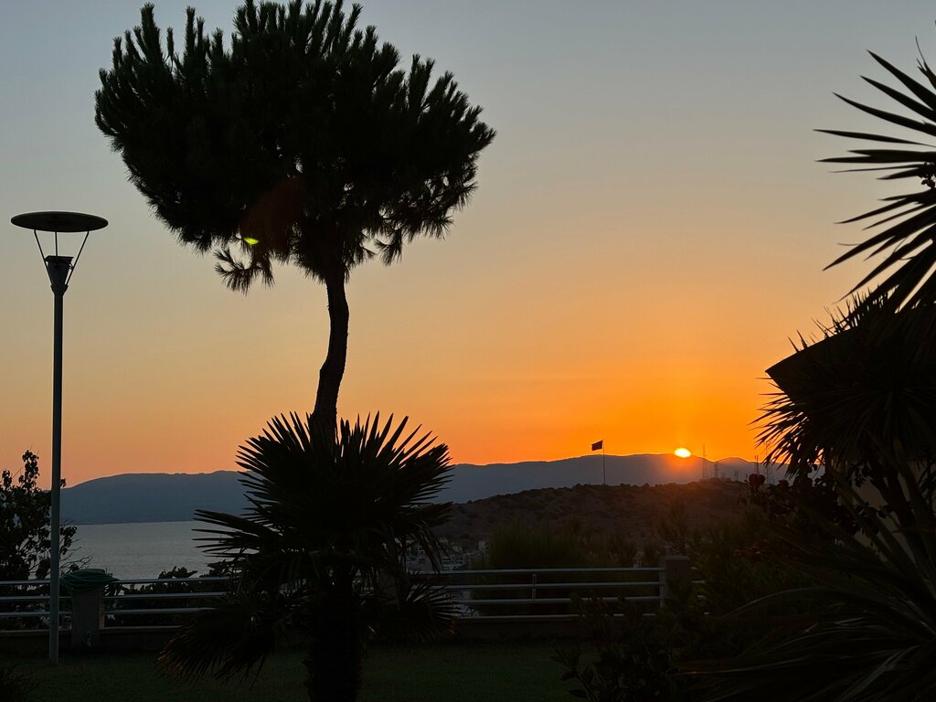 Housing complex Mimarka sitesi, Cesme, photo