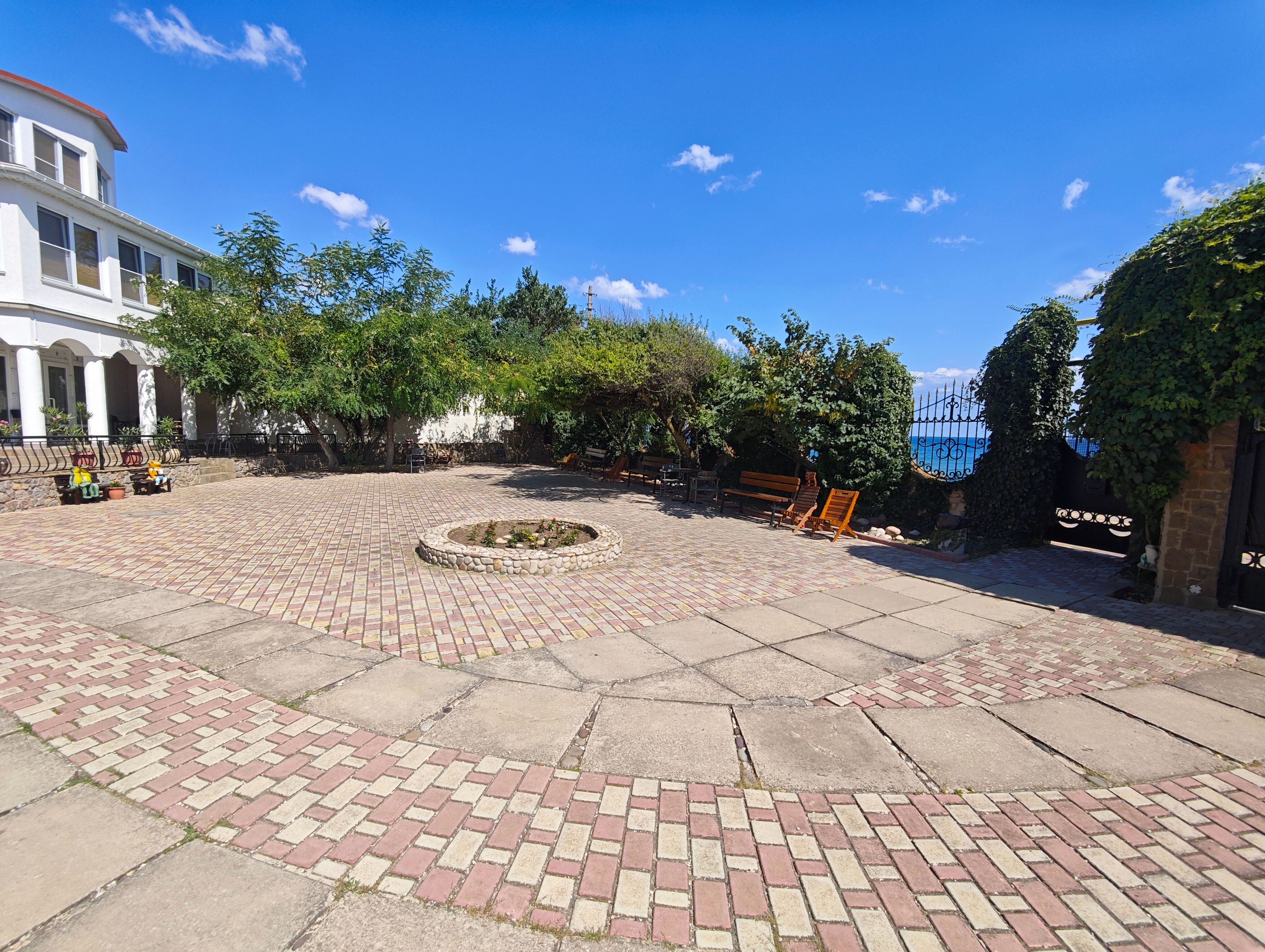 Фото Приморский Дворик