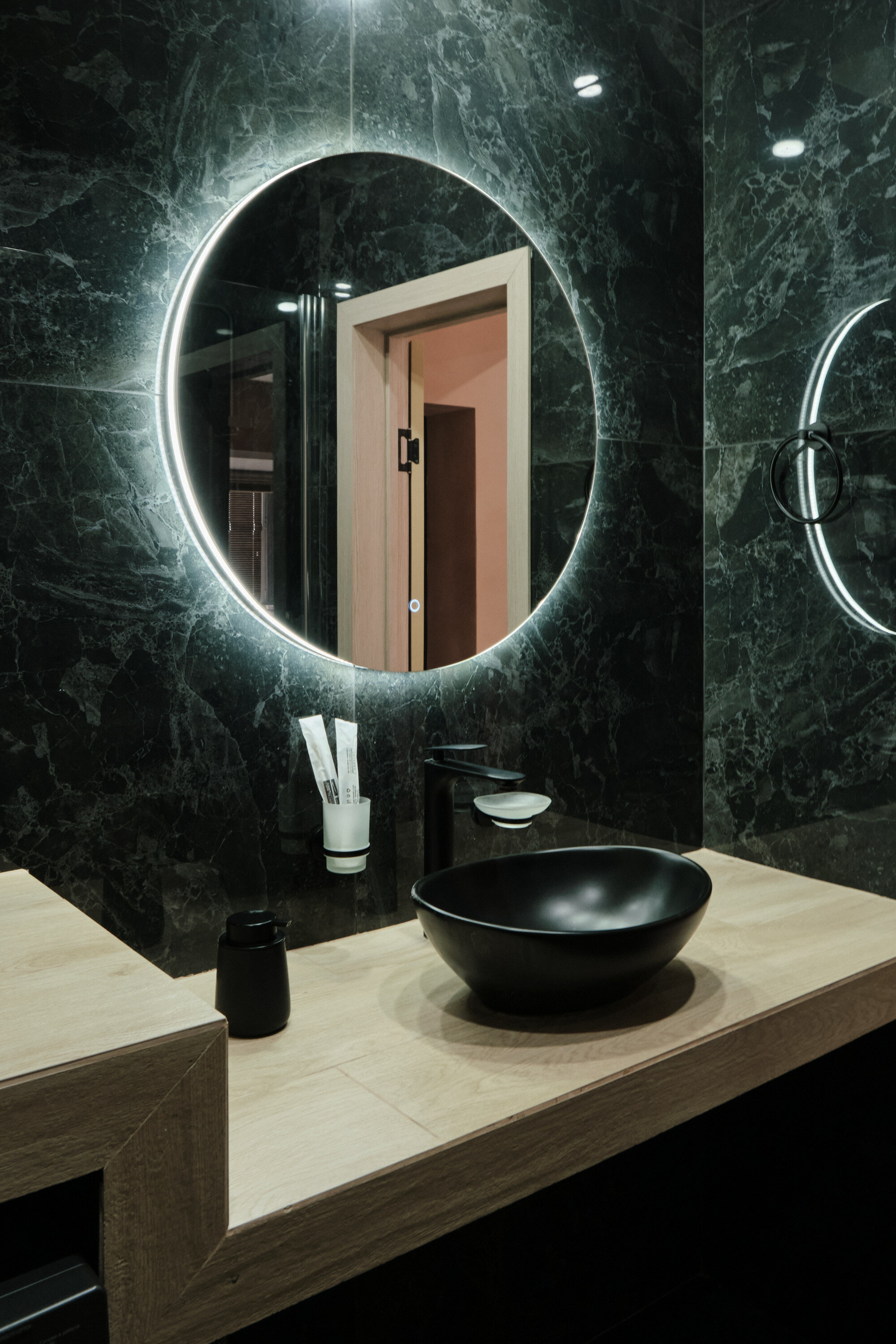 Фото Seven City Apartments