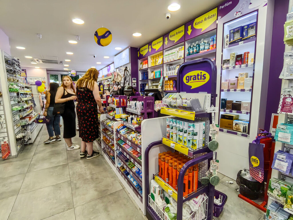 Perfume and cosmetics shop Gratis Alanya CD, Alanya, photo