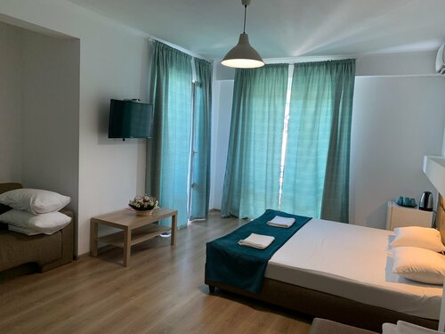 Внешний вид отеля Travel New Gagra в Гагре, фото 2