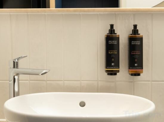 Фото Ibis London Earls Court