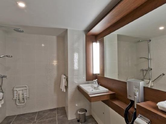 Фото Ibis Lyon Sud Oullins