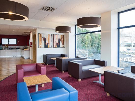 Фото Travelodge Barcelona Fira