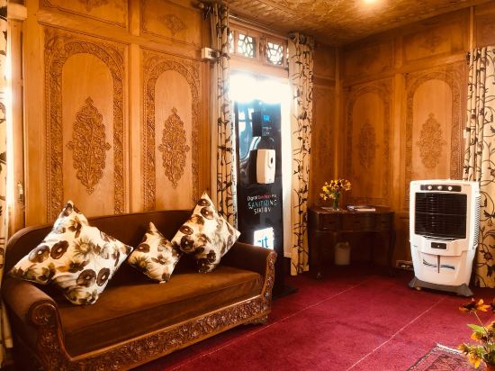 Фото Prince of Kashmir Luxury Houseboat