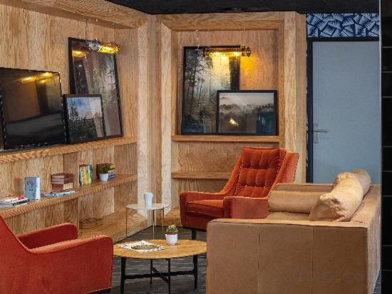 Фото Eklo Roissy