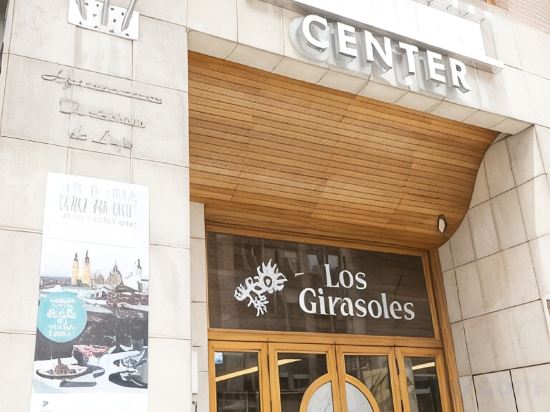 Фото Apartahotel Los Girasoles