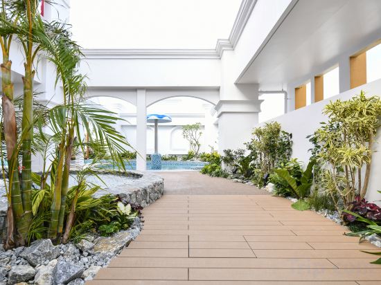 Фото Lequ Okinawa Chatan SPA & Resort