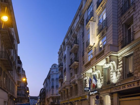 Фото отеля 3