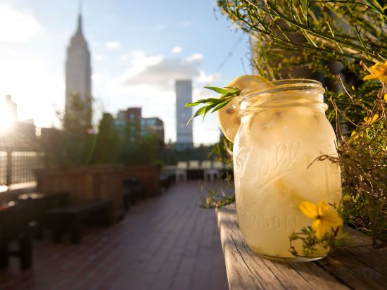 Фото Shelburne Hotel & Suites by Affinia