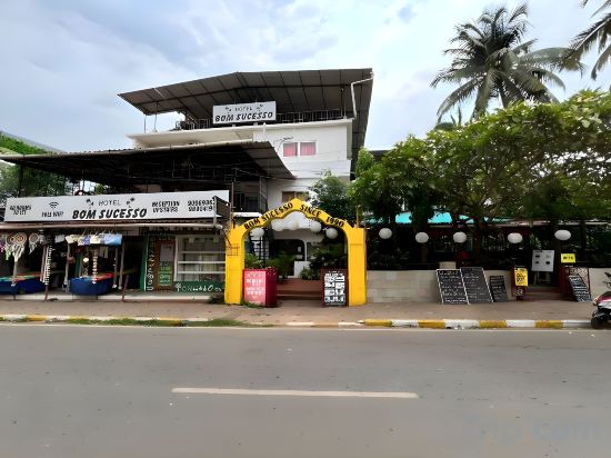 Фото отеля 1