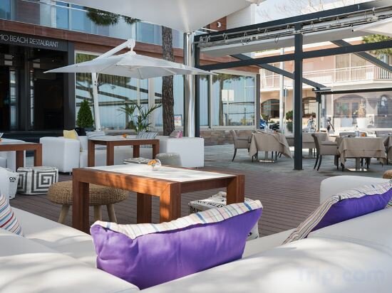 Фото Cosmo Apartments Passeig de Gràcia