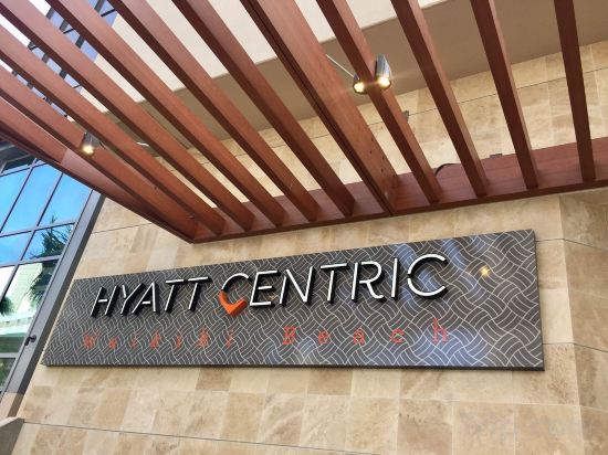 Фото Hyatt Centric Waikiki Beach