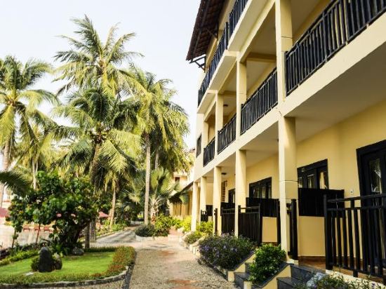 Фото Hon Rom Central Beach Resort