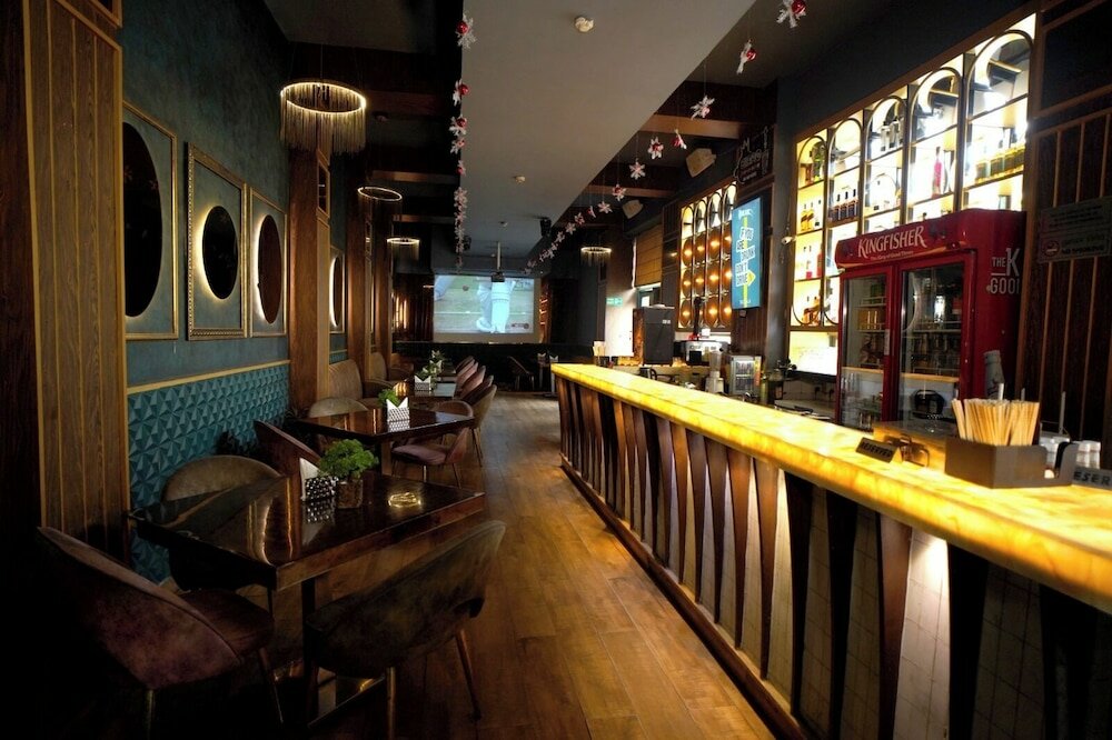 Фото The Corus Hotel