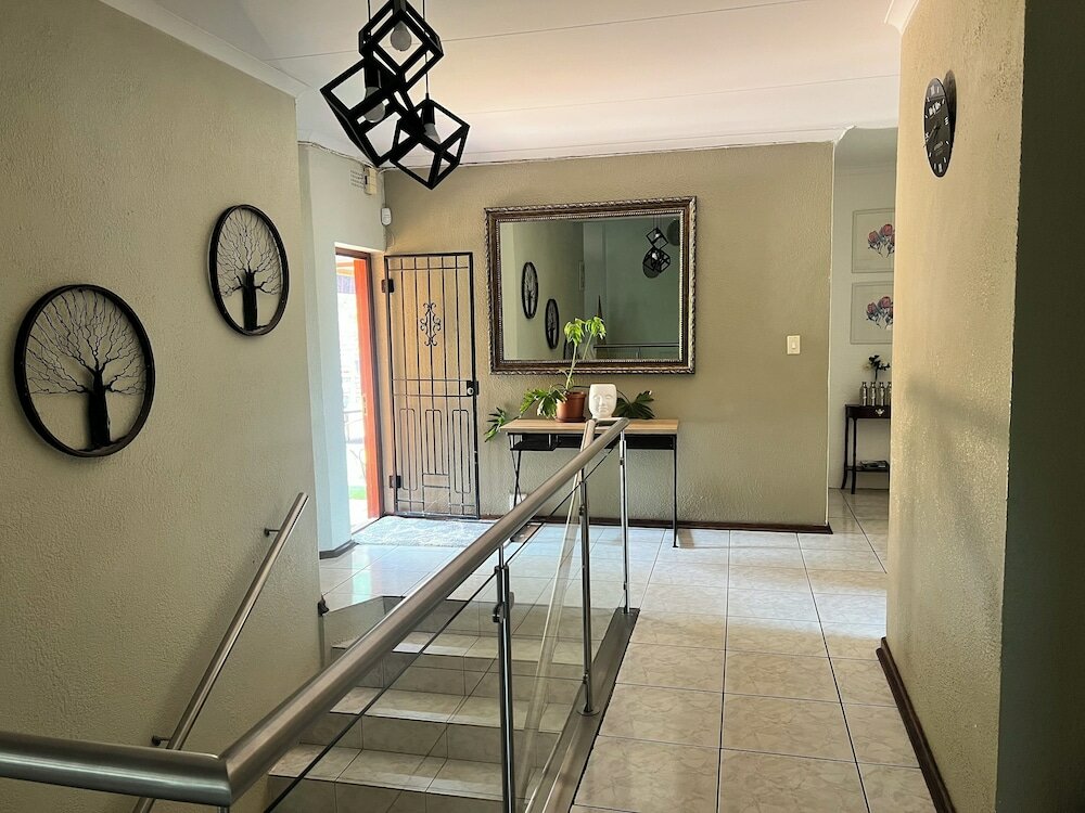 Фото Map's View Guesthouse