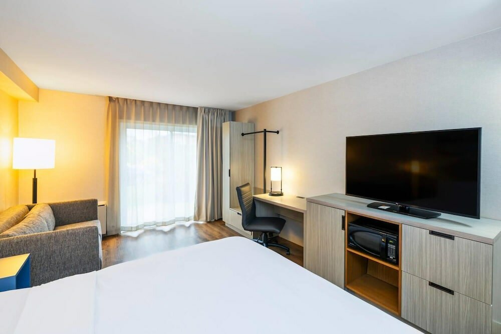 Фото Comfort Inn Truro