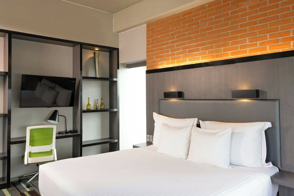 Фото Hs Hotsson Hotel GDL Country Club