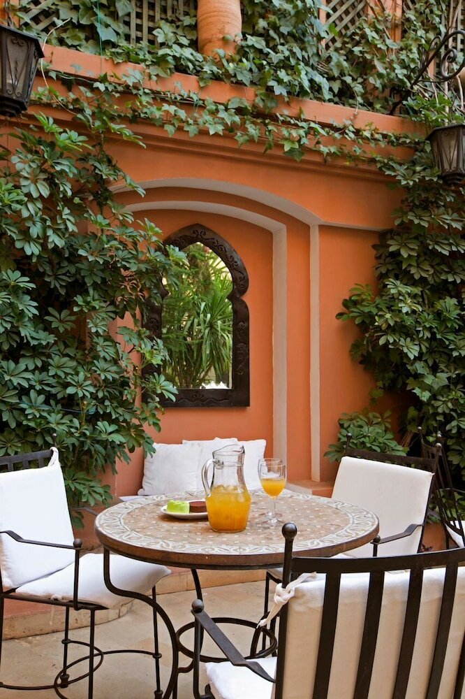 Фото Hotel Nassim