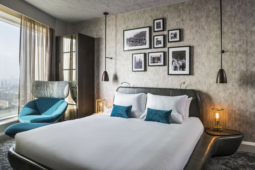 Фото Отель Novotel London Canary Wharf