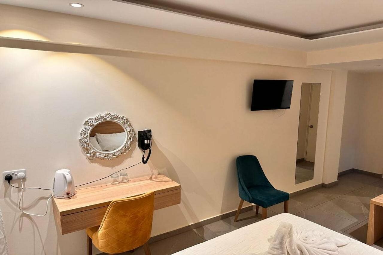 Фото San Remo Hotel